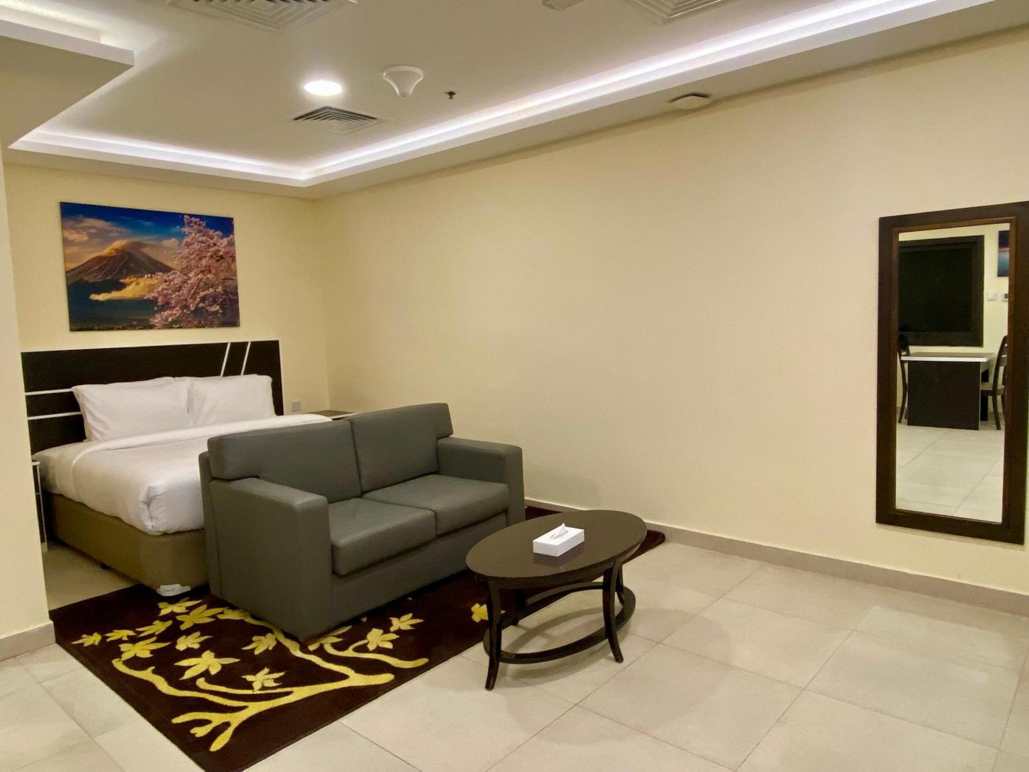City Stay Residences - Serviced Apartments Dip Dubái Exterior foto